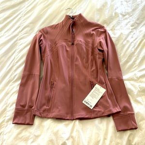 Lulu Define jacket, NWT. Pretty mauve color. Size 10